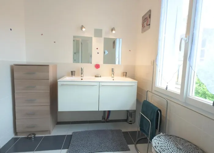 La Parenthese Plein Centre Au Calme A 300 M Du Apartmán *